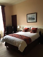 Crown Guesthouse