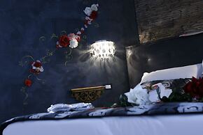 Crystal Rhome Guest House