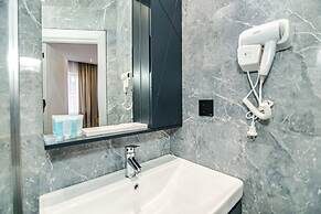 GREEN PARK HOTEL