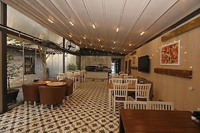 Mezzo Hotel