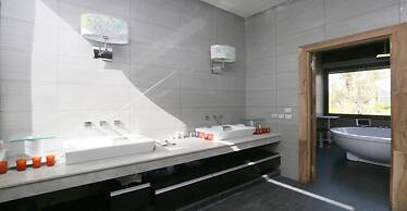 Villa Oceania