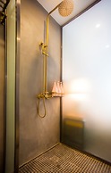 Courtyard Hotel – Li River Branch