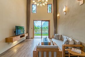 Moon Villa Resort