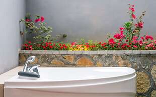 Moon Villa Resort