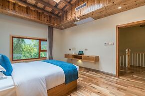 Moon Villa Resort