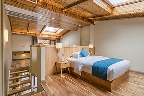 Moon Villa Resort