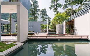 Moon Villa Resort