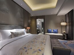 Pullman Yantai Center