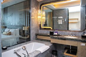 Pullman Yantai Center