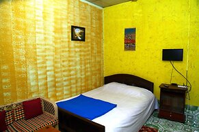 Green Leaf Guest House