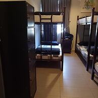 HOOD - Hostel