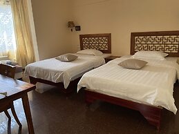Riverside Retreat Hotel