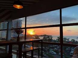 Seaview Capsule Hotel