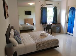 D' Gecko Hotel