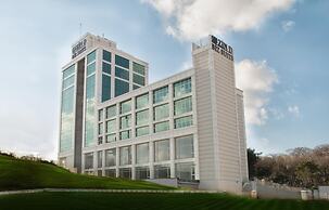 ZİN D Home Dudullu Suit Otel