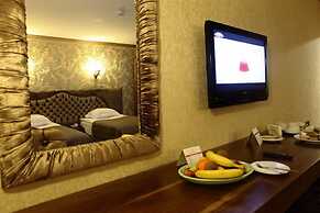 Sarr Tac Mahal Hotel