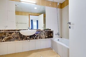 2 Bedroom Apartment Marina
