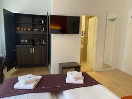 sevenDays Hotel BoardingHouse