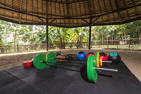 9 Huts on a Hill