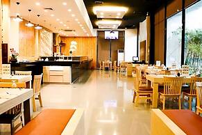 Wisdom Hotel & Residence