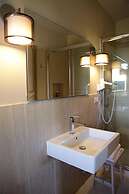 Avion B&B