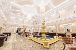 Cascade Hotel