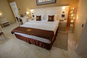 Cascade Hotel