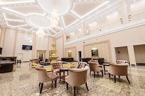 Cascade Hotel