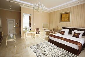 Cascade Hotel