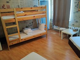 HOTELLO