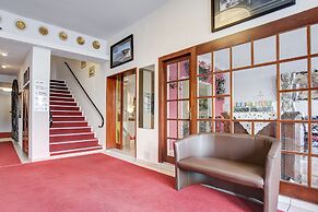 Hotel Consul