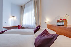 Hotel Consul