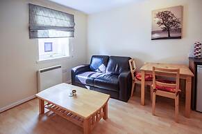 7 Varis Apartments