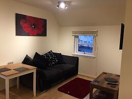 7 Varis Apartments