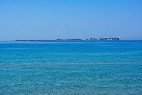 Alekos Beach Houses-Infinity