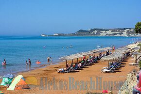 Alekos Beach Houses-Infinity