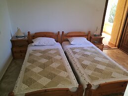 Alekos Beach Houses-Amalia