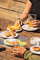 WOT Ericeira Surf Social