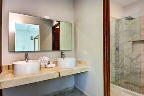 Casa Sieva 4 BDRM luxury villa sleeps 8