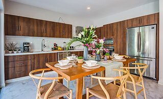 Casa Sieva 4 BDRM luxury villa sleeps 8