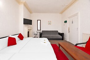 Saji Hotel Ilford