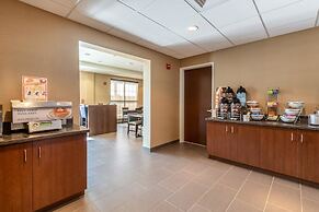 Comfort Inn & Suites – Harrisburg Airport – Hershey South