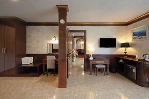 Erawan Phangnga Hotel, Natai Beach