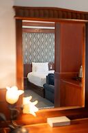 Erawan Phangnga Hotel, Natai Beach