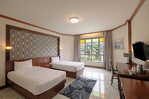 Erawan Phangnga Hotel, Natai Beach