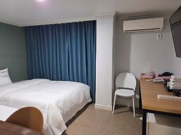 Gwangan Beach Blue Moon Motel