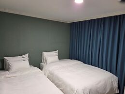 Gwangan Beach Blue Moon Motel