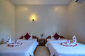 Lilly Holiday Hotel