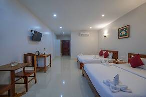 Lilly Holiday Hotel