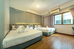 De Lavender Bangkok Hotel